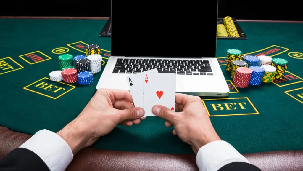 The Rise of Online Gambling: A Look at AeroX88Oto.com